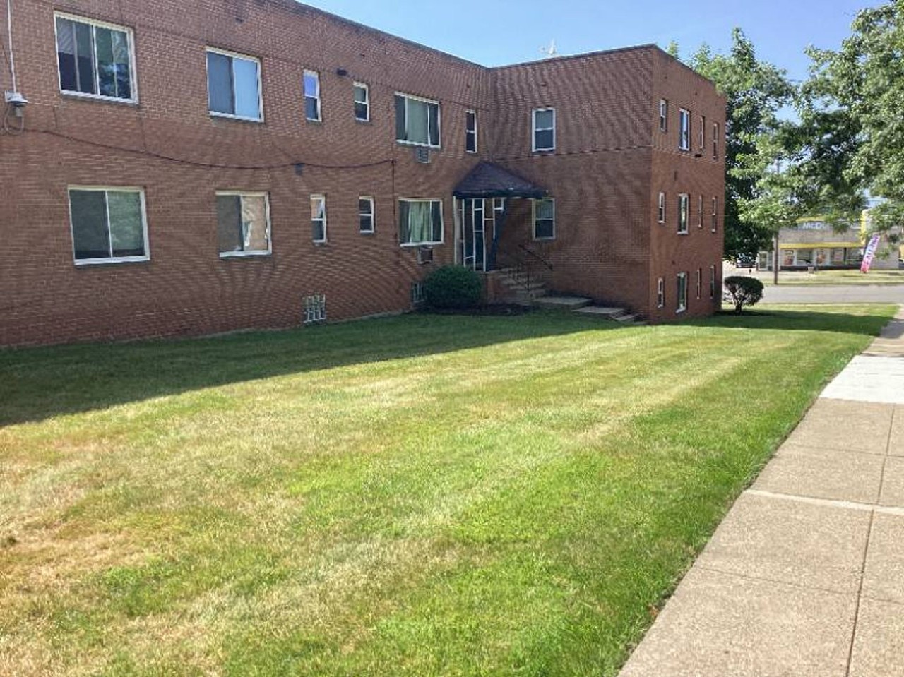 Crestview West - Photo 6 of 17