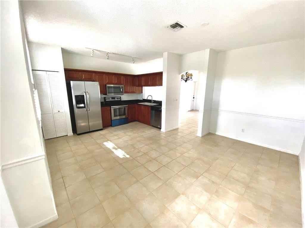 11135 Northwest 46th Drive - Photo 6 of 7