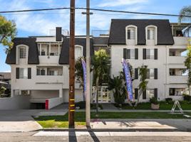 featured image of 1114 W Santa Ana Blvd
