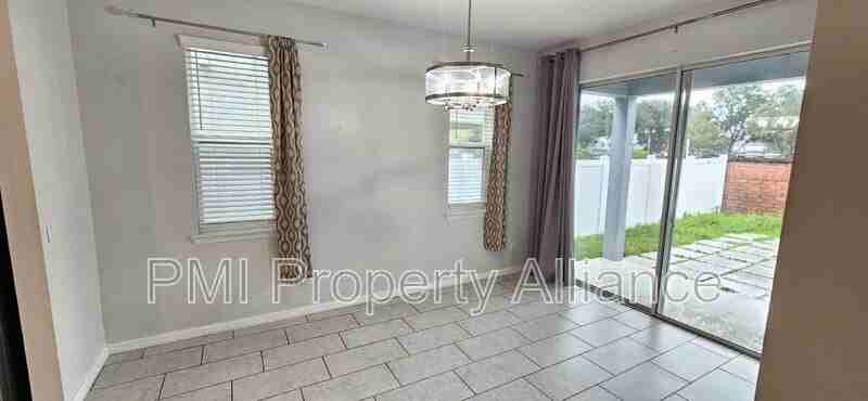 202 Aberdeen St - Photo 5 of 24