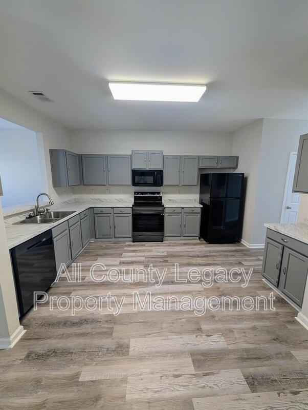 6381 Redan Sq - Photo 4 of 11