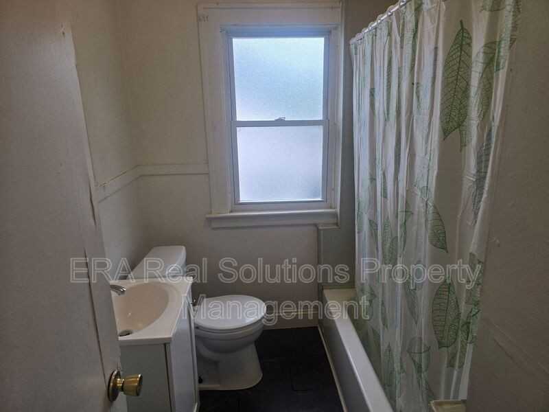 2282 Saratoga Ave - Photo 2 of 12