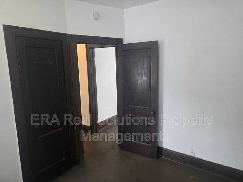 2282 Saratoga Ave - Photo 6 of 12