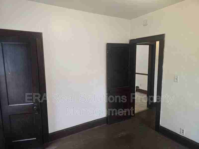 2282 Saratoga Ave - Photo 7 of 12