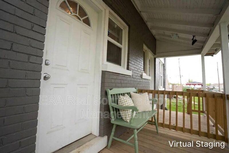 436 Columbian Ave - Photo 7 of 24
