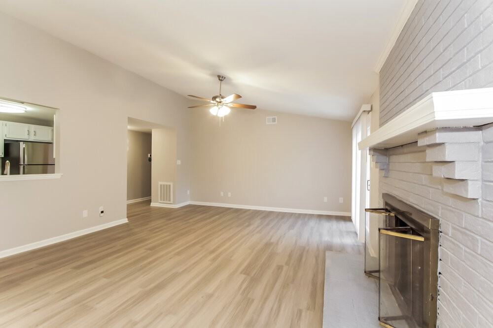 10809 Balbriggan Ct - Photo 5 of 16