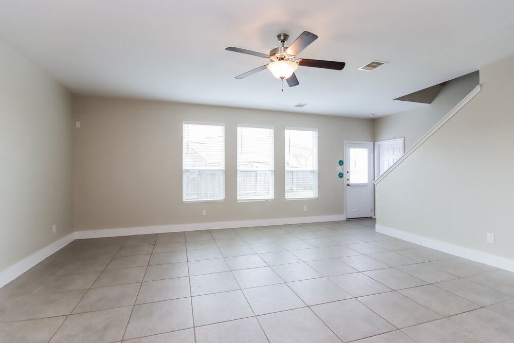29012 Birch Green Way - Photo 4 of 17