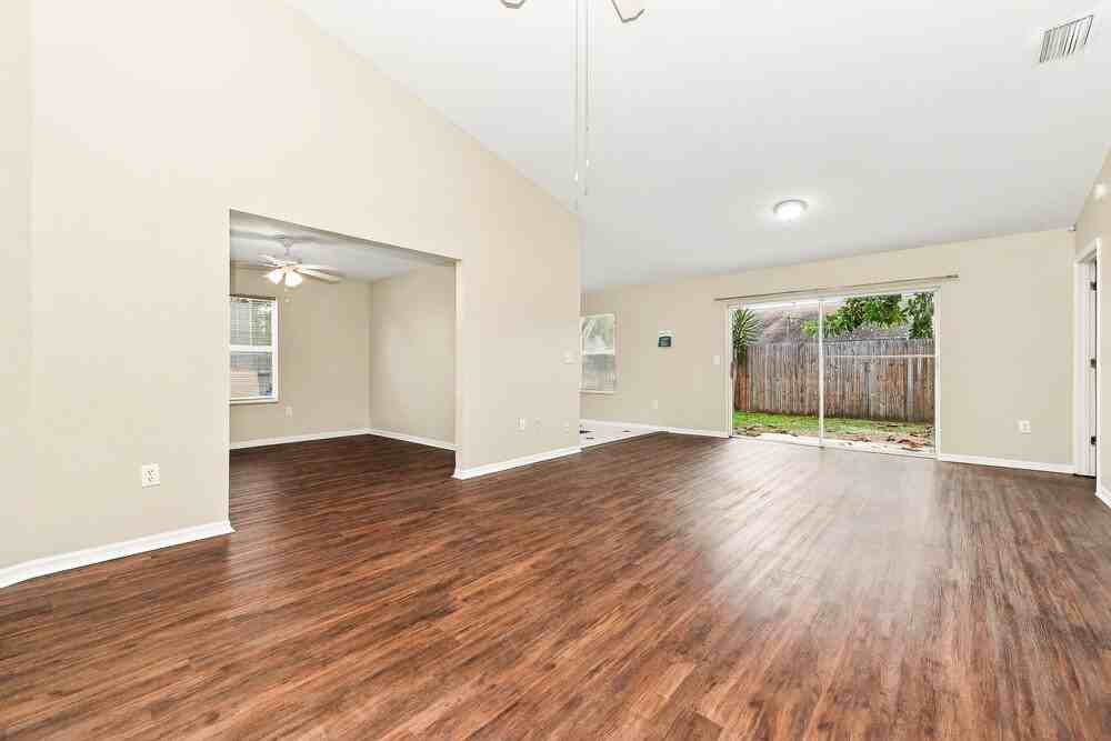 123 Lookout Dr - Photo 4 of 16