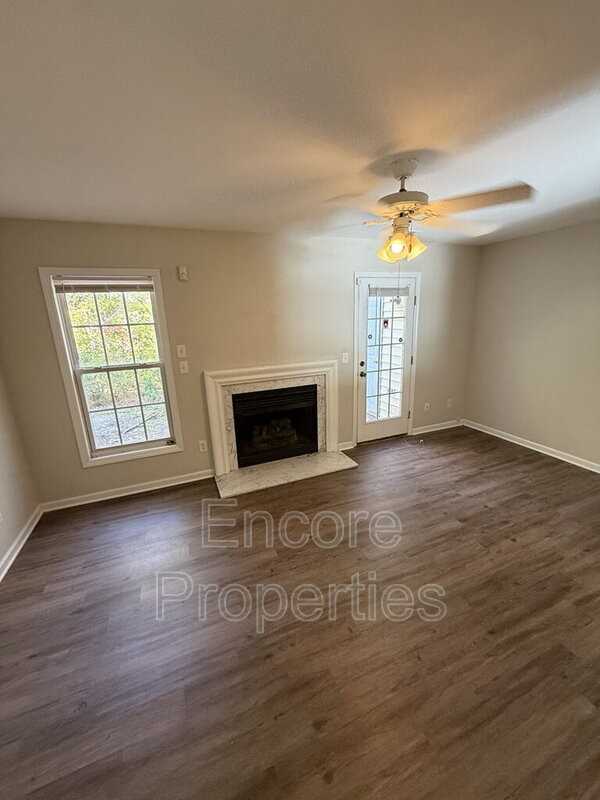 4727 Tanglewood Oaks St - Photo 2 of 10