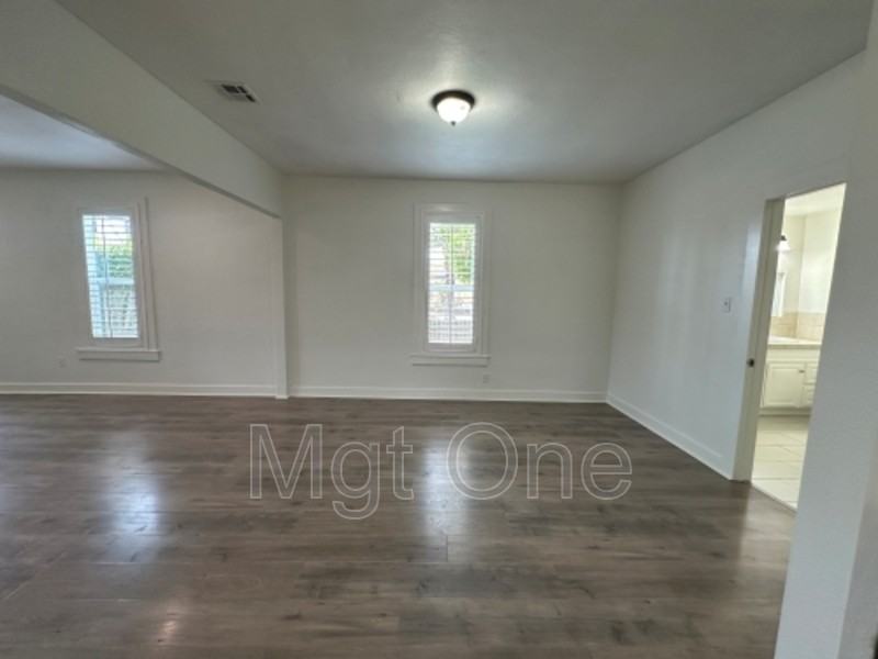 2893 Denton St - Photo 7 of 49