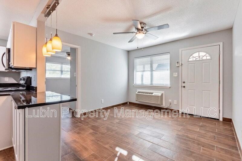 1616 Monroe Ave #7 - Photo 3 of 10