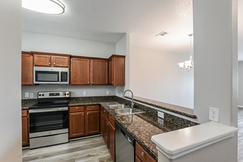 28868 San Bernard River Loop - Photo 6 of 17