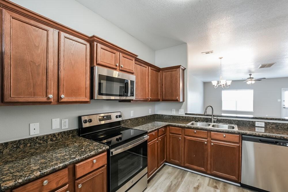 28868 San Bernard River Loop - Photo 7 of 17