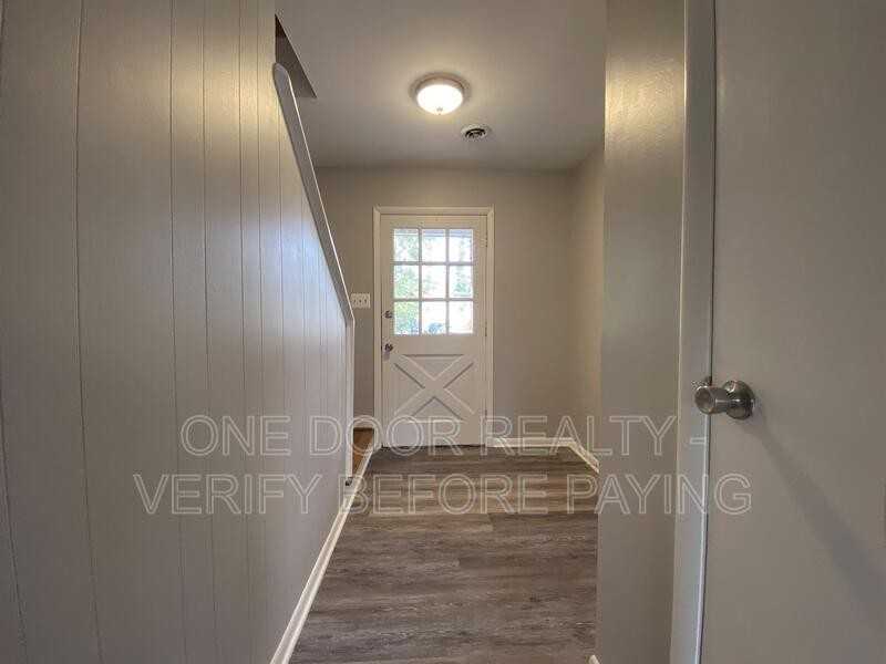 115 King Henry Way - Photo 3 of 22
