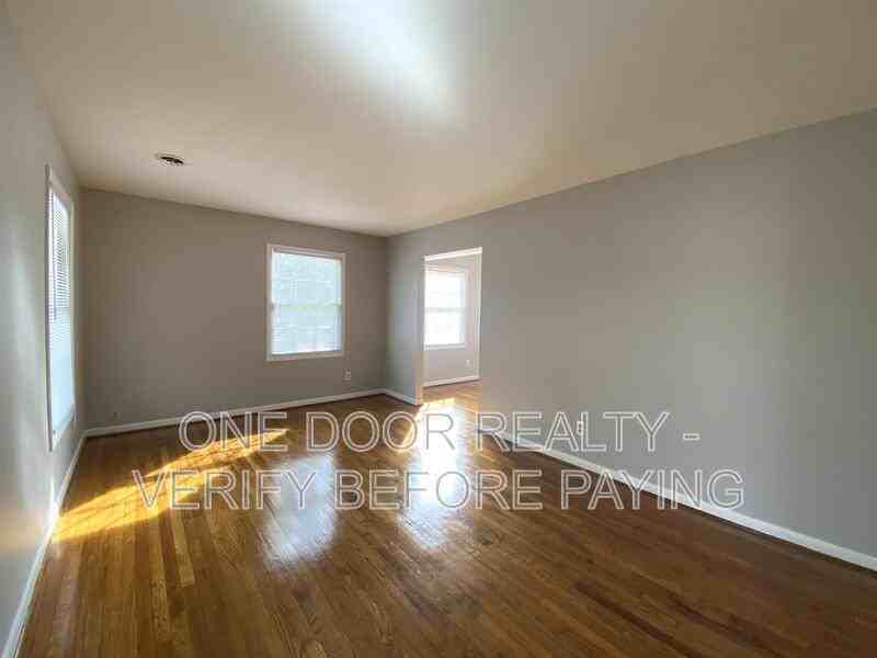 115 King Henry Way - Photo 6 of 22