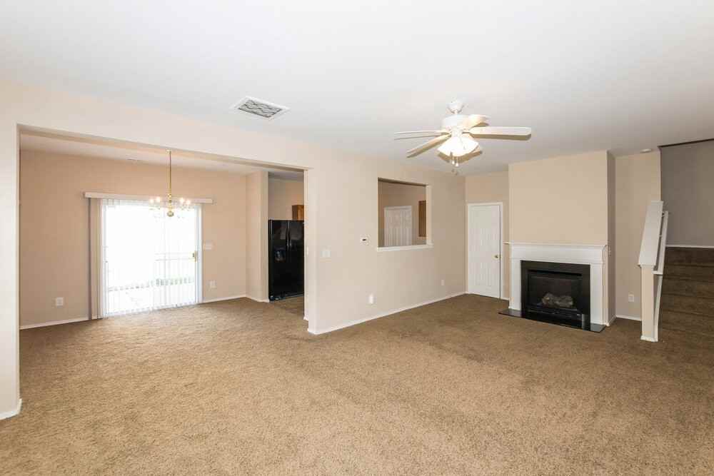8941 Chalkstone Rd - Photo 3 of 15
