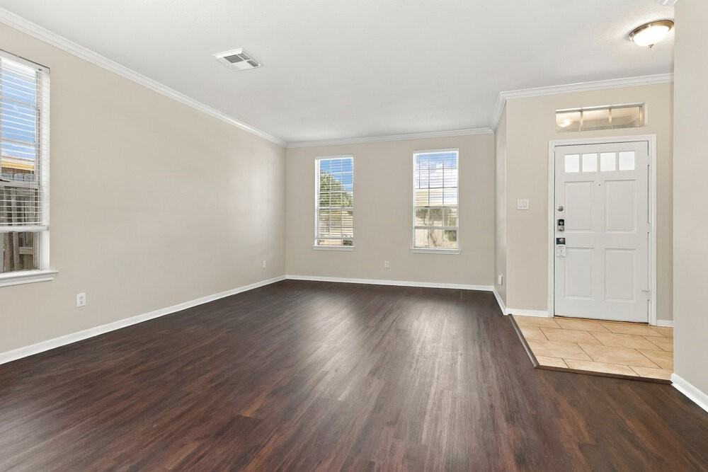 7531 Almond Springs Dr - Photo 4 of 17