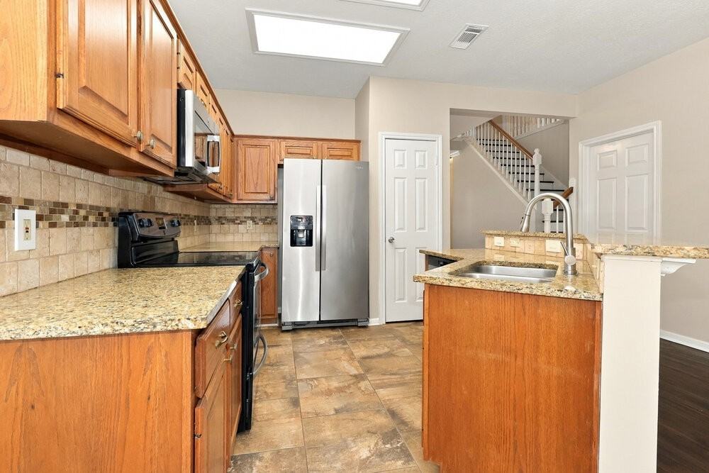 7531 Almond Springs Dr - Photo 7 of 17