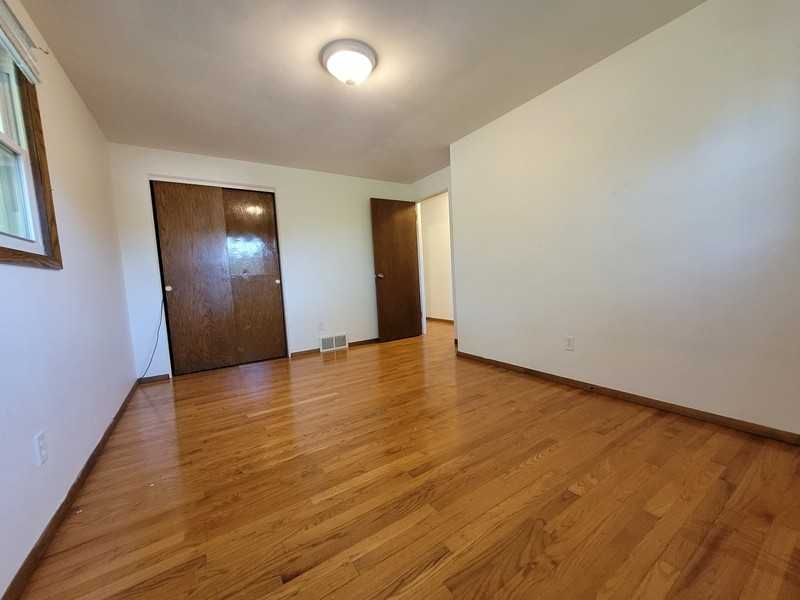 1118 Melrose Ct - Photo 7 of 13