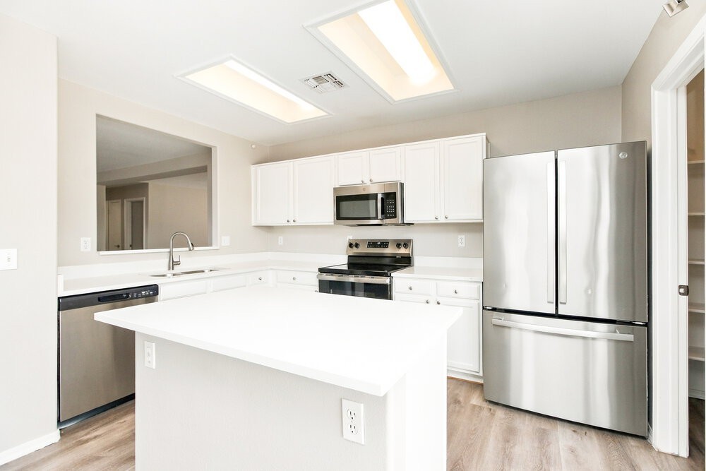 5725 E Flower Cir - Photo 7 of 16