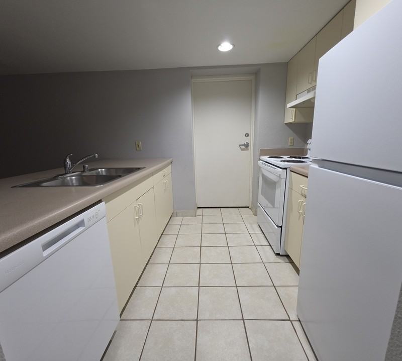 107 Water St - Photo 6 of 26