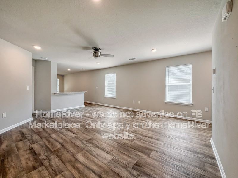 639 Earl Godwin Rd - Photo 3 of 18