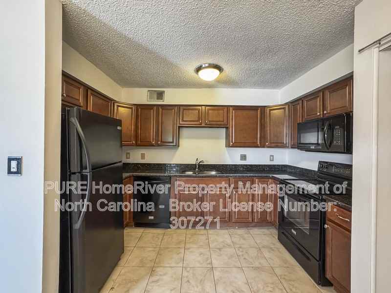 9123 Spyglass Pl #C - Photo 2 of 23