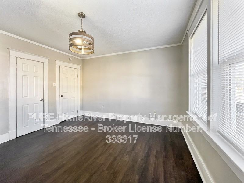 880 N Watkins St - Photo 6 of 19
