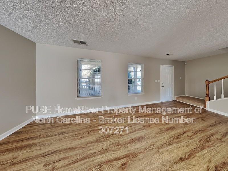 3078 Champion Ln Sw - Photo 2 of 26
