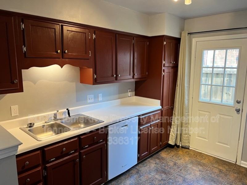 1650 Sorghum Mill Dr - Photo 3 of 21