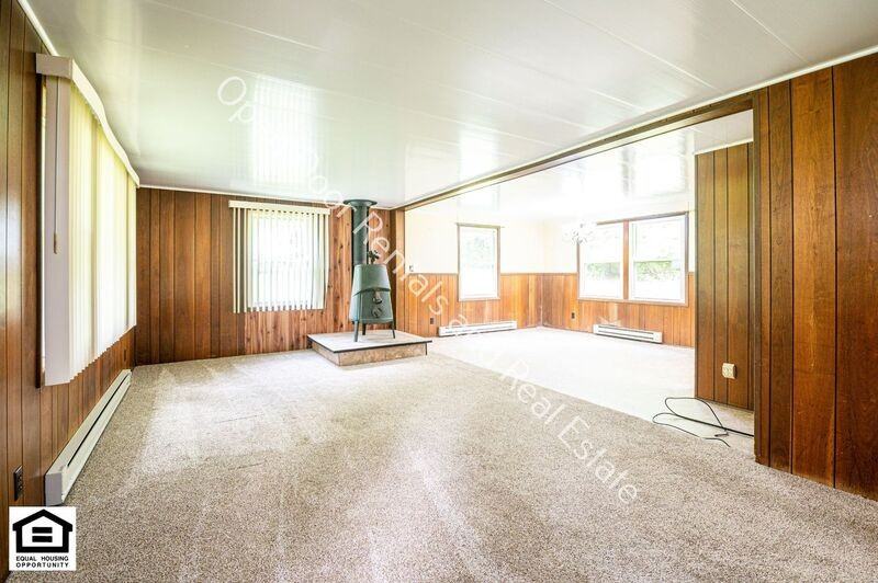 1561 N 1200 E-57 - Photo 4 of 21