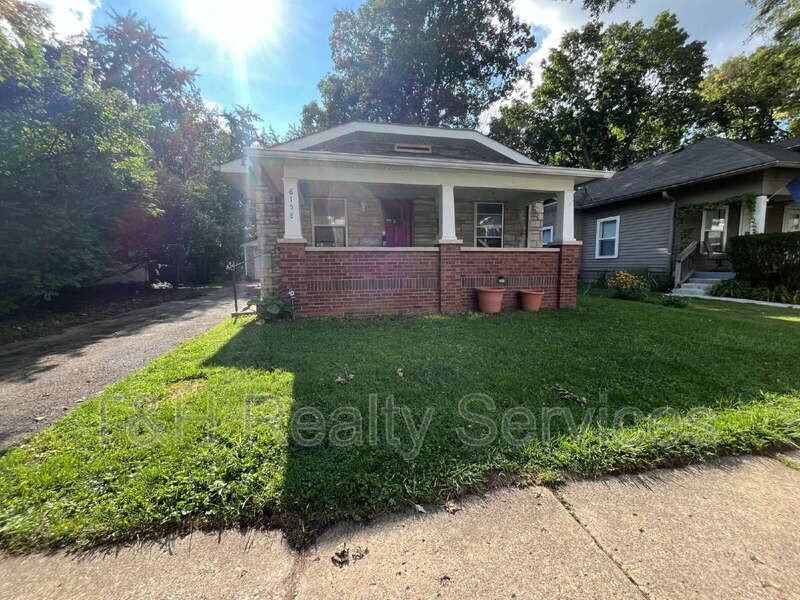 6158 Winthrop Ave - Photo 4 of 18