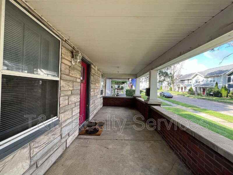 6158 Winthrop Ave - Photo 5 of 18