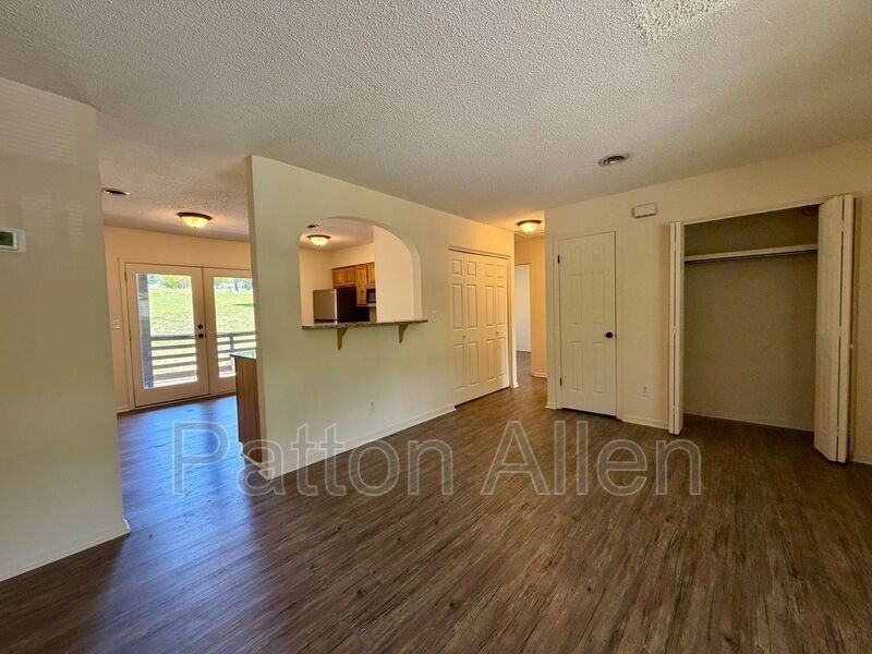 34 Dawnwood Cir - Photo 3 of 17