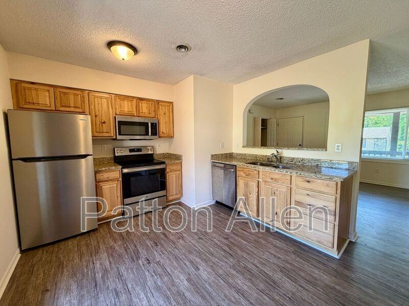 34 Dawnwood Cir - Photo 5 of 17