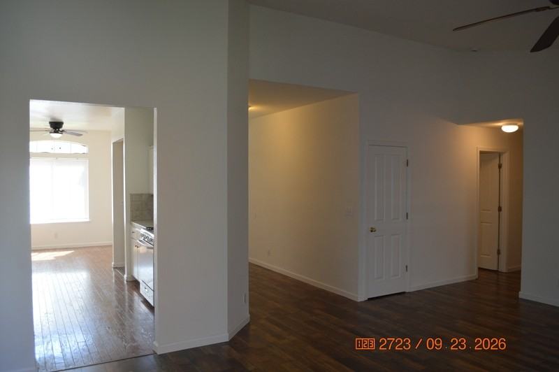 923 Woodland Dr - Photo 5 of 21