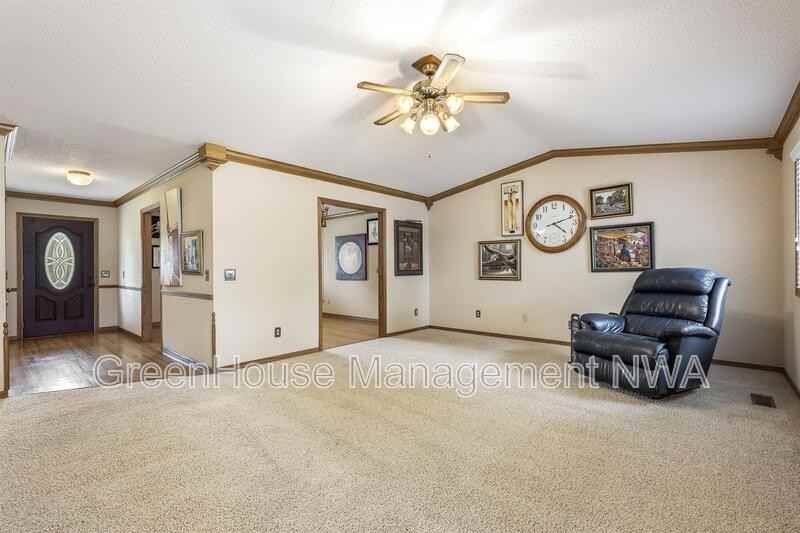 1609 Sw 2nd St #1609SW2nd - Photo 7 of 42