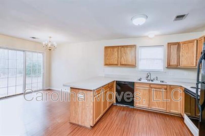 302 Shellbark Dr - Photo 3 of 14