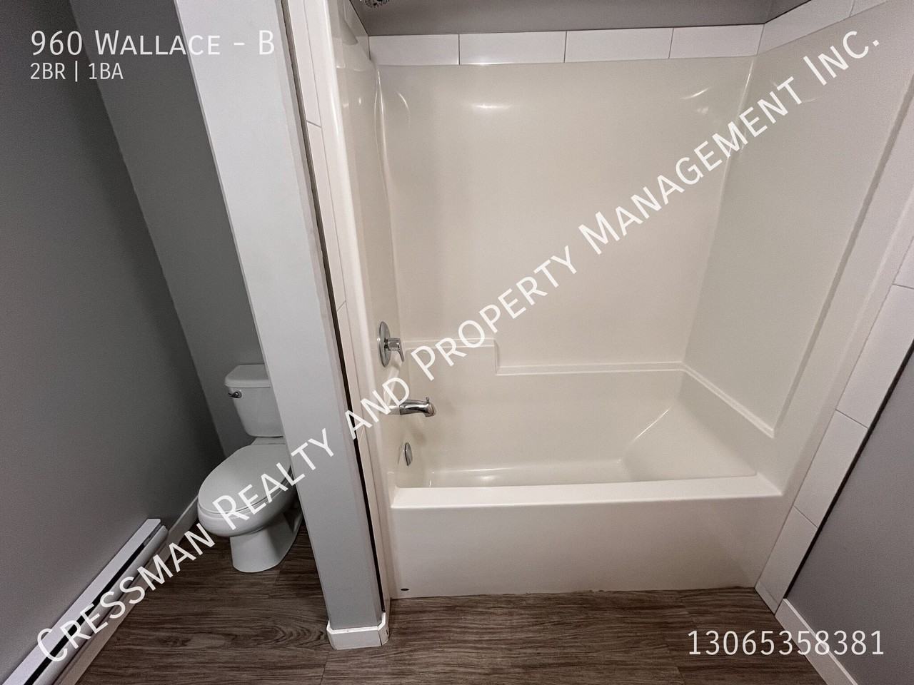 960 Wallace St - Photo 7 of 9