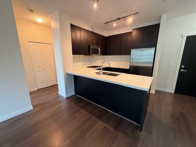 217 8th St W - Photo 4 of 20