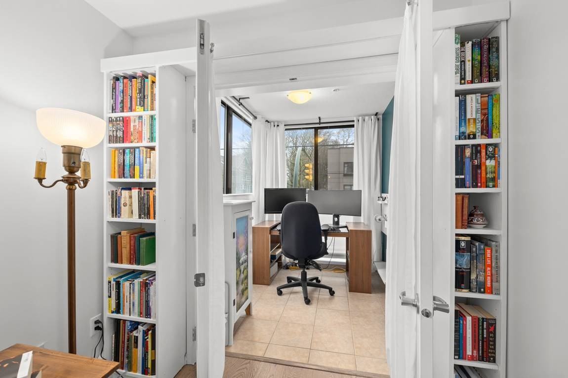 997 West 22nd Avenue - Photo 4 of 17