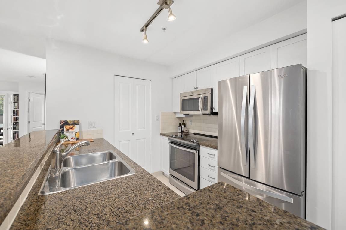 997 West 22nd Avenue - Photo 7 of 17