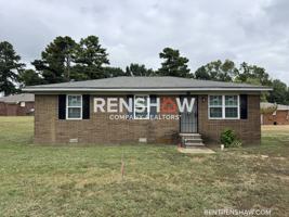 featured image of 367 Navy Dr