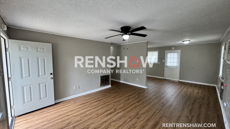 367 Navy Dr - Photo 3 of 13