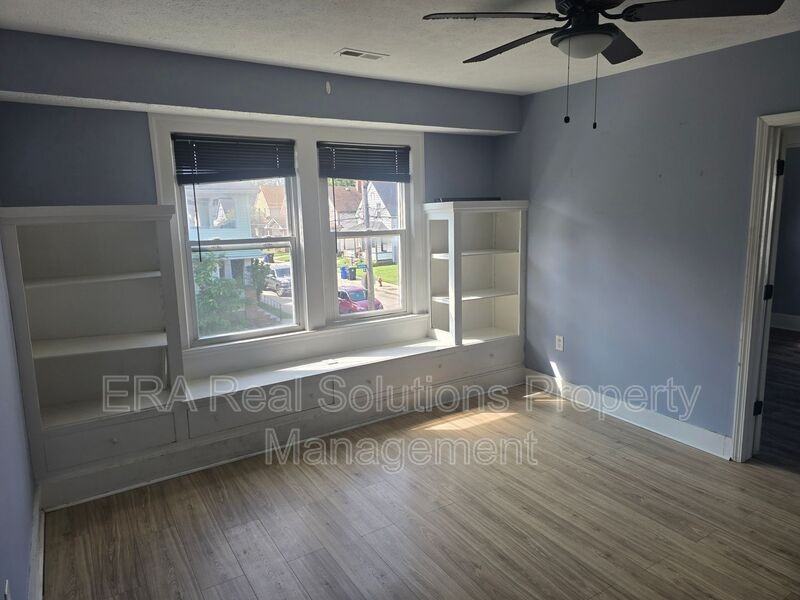 3469 W 45th St Uppr - Photo 5 of 13