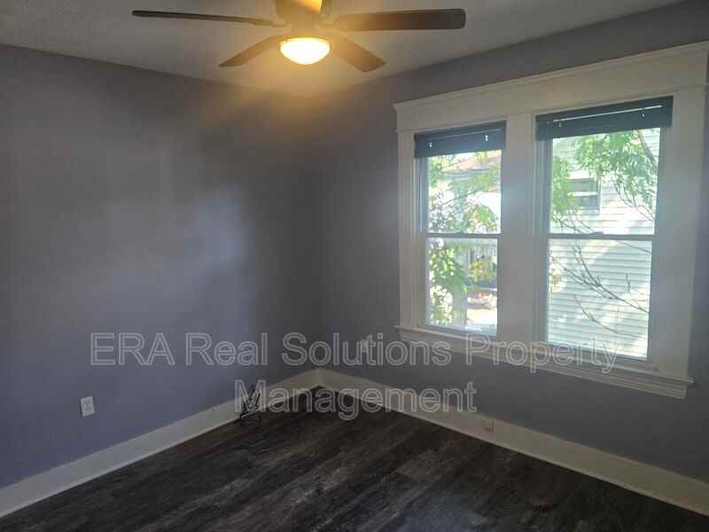 3469 W 45th St Uppr - Photo 6 of 13