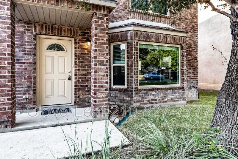 2326 Creekside Bnd - Photo 4 of 42