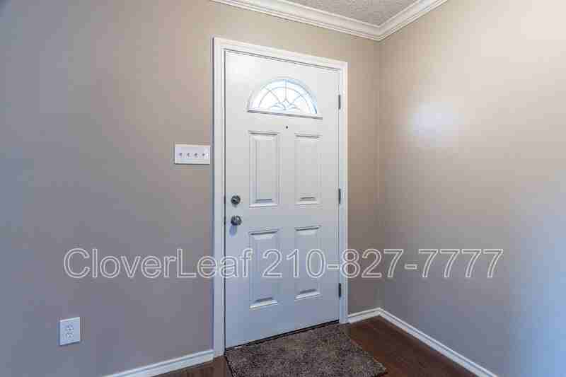 2326 Creekside Bnd - Photo 5 of 42