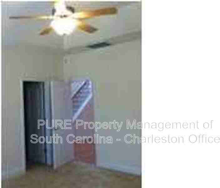 2669 Lohr Dr - Photo 3 of 10