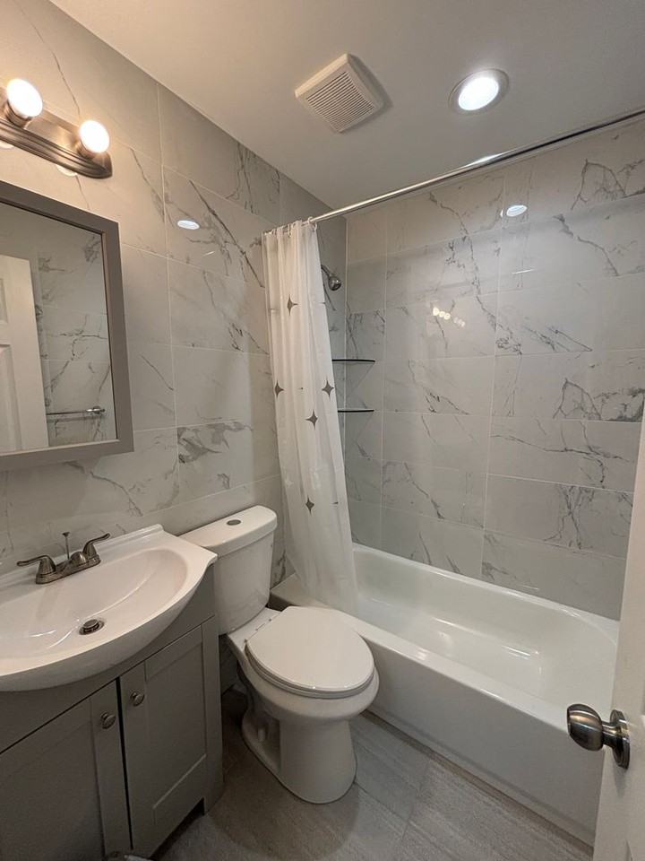 524 N Natrona St, Philadelphia, PA 19104 - Photo 3 of 27